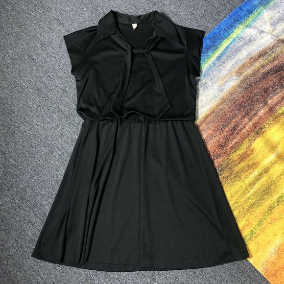Vintage Dresses & Skirts - Vintage 70s Solid Black Polyester Blouson Dress
